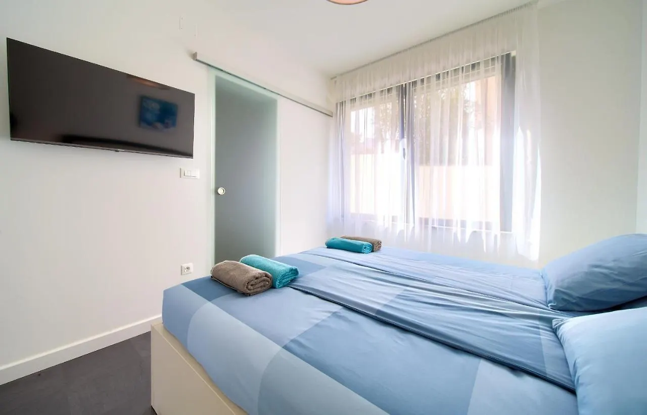 Apartments Perle Malinska 0*,  Croatia