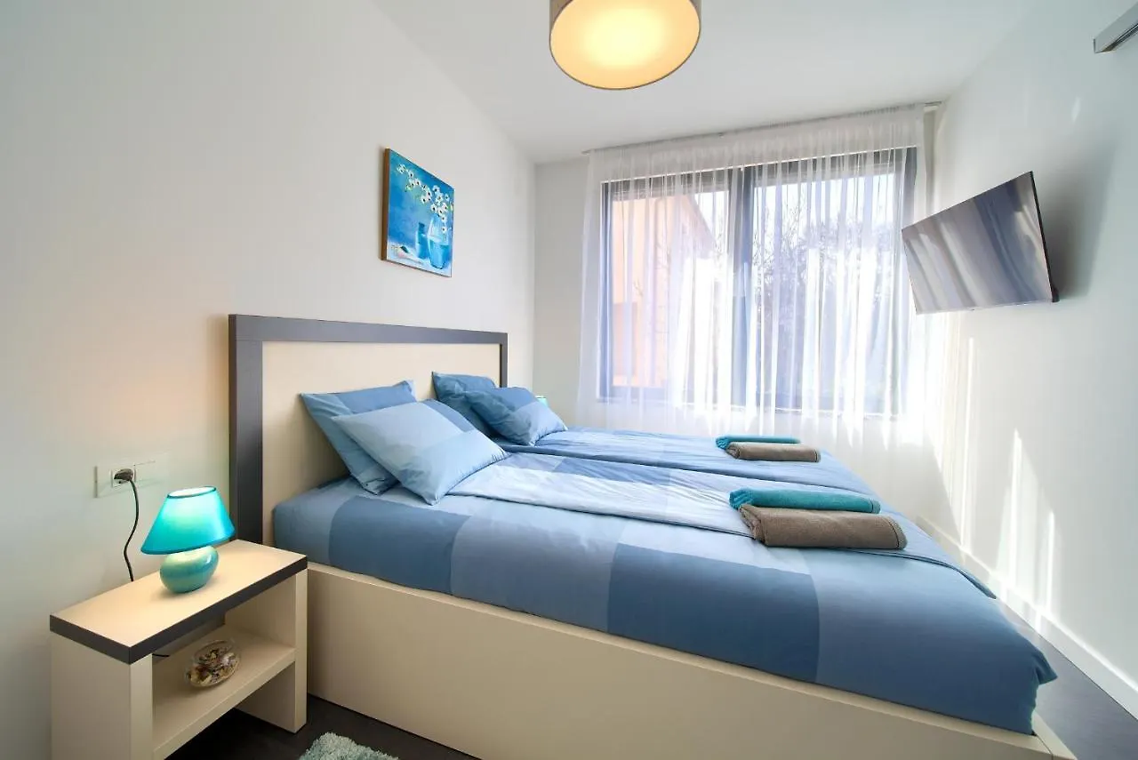 Apartments Perle Малинска 0*,  Хорватия