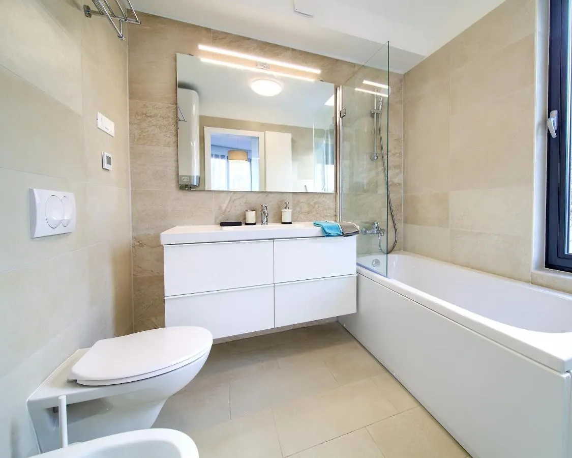 Apartments Perle مالينسكا